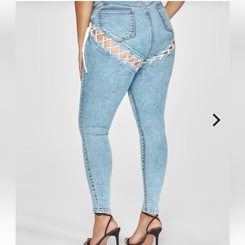 Plus size jeans with lace up design size 0 like a 12-14. New with Tags. - Picture 3 of 4